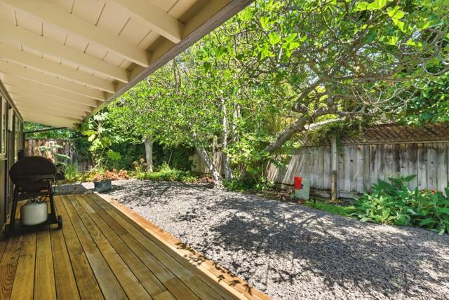 964 Colonial Lane, Palo Alto CA: https://media.crmls.org/mediaz/a374ec22-ab14-4f54-a633-7c5c80cce975.jpg
