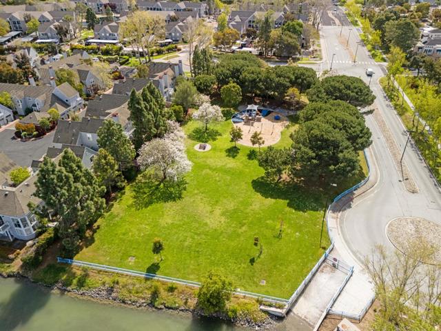 700 Baltic Circle, Redwood City CA: https://media.crmls.org/mediaz/a375231a-2393-439f-9c6e-85747a32db46.jpg