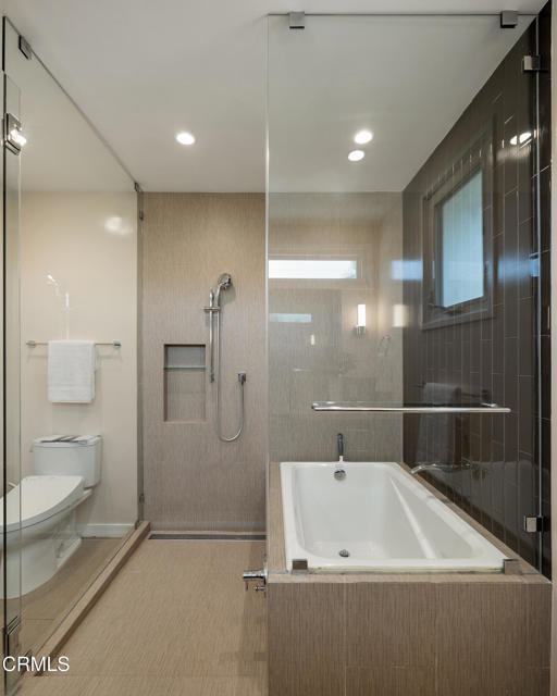 4531 El Camino Corto, La Canada Flintridge CA: https://media.crmls.org/mediaz/a3752ded-a0e5-4020-84a2-394fda8e50b8.jpg