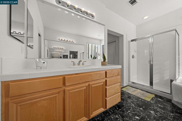 Image 46 of 60 For 868 Deer Spring Cir