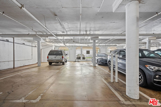 8601 Falmouth Avenue, Playa del Rey CA: https://media.crmls.org/mediaz/a3760a6c-ad7e-4e54-a559-8a65f0ca8ecc.jpg