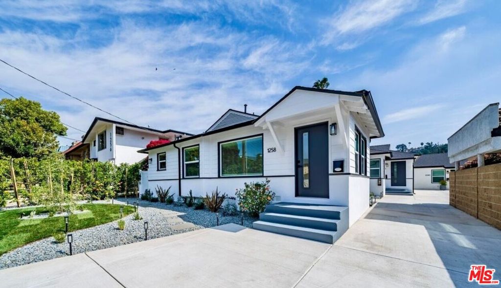 1258 Mariposa Street