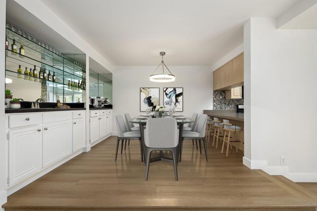 47 Portola Drive, Palm Springs CA: https://media.crmls.org/mediaz/a3769a26-ad43-4585-87a1-34fd22de65b1.jpg