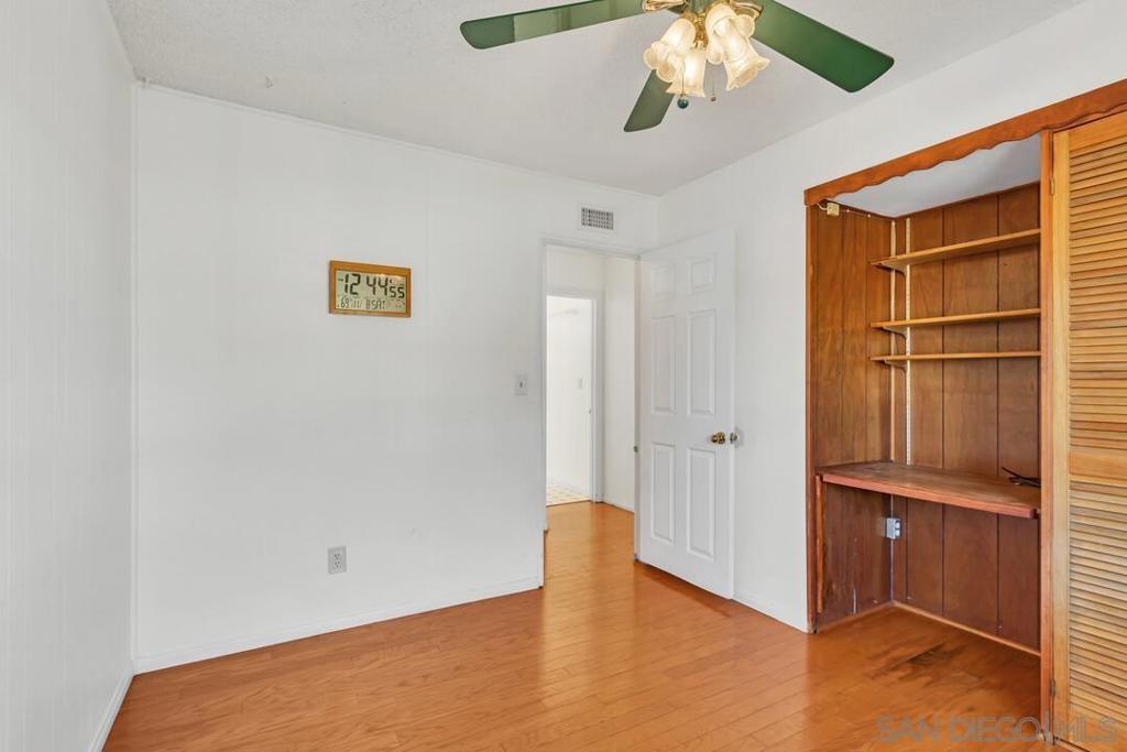 MLS #250043662SD image #12