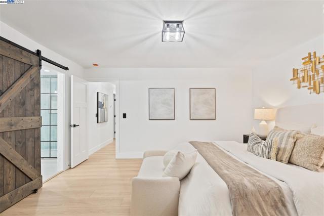2656 Hilton St, Union City CA: https://media.crmls.org/mediaz/a3786b0e-d8e8-4a30-929b-3cee5f52b05e.jpg