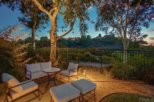 8308 Top O The Morning Way, San Diego CA: https://media.crmls.org/mediaz/a3787884-bd1d-415f-a171-b27e60310a89.jpg