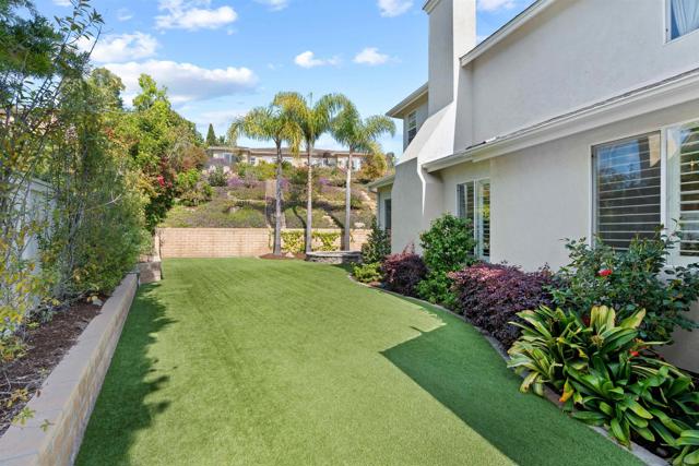2848 Camino Serbal, San Diego CA: https://media.crmls.org/mediaz/a378ea7d-e019-42e1-990a-ccd9ad3c4c26.jpg