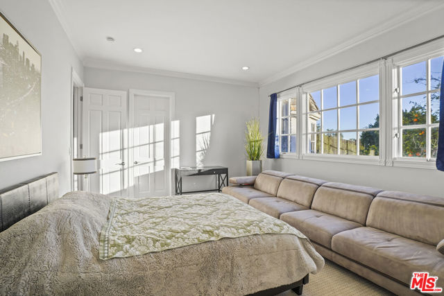 22510 La Quilla Drive, Chatsworth CA: https://media.crmls.org/mediaz/a37a3e00-0c67-48db-b6d0-664dbbf8c717.jpg