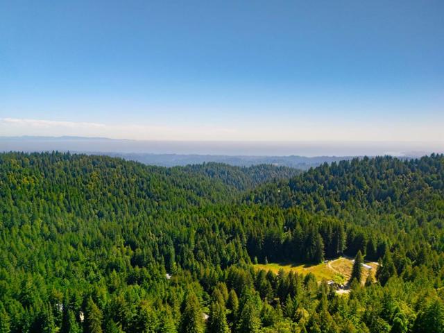 132 Pax Place Court, Aptos CA: https://media.crmls.org/mediaz/a37ad273-9e3a-4980-bc52-fb5bb55163d5.jpg