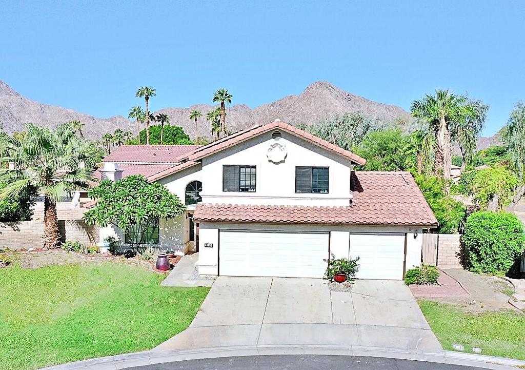 49035 Serenata Court
