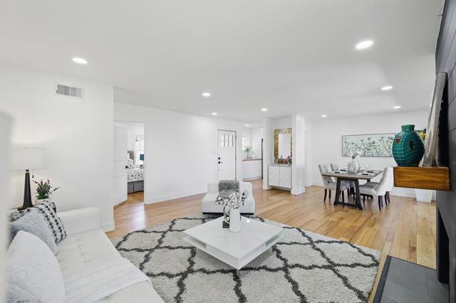 500 La Casa Avenue, San Mateo CA: https://media.crmls.org/mediaz/a37b7aeb-8226-44a4-aff9-2b130a4d8ae8.jpg