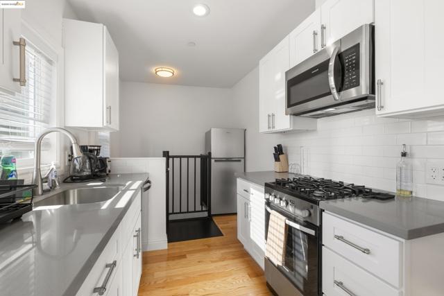 1628 Tyler St, Berkeley CA: https://media.crmls.org/mediaz/a37c1518-52ad-4790-b283-1aadcb856621.jpg