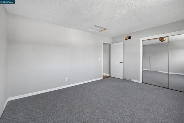 2173 Madrone Dr, Fairfield CA: https://media.crmls.org/mediaz/a37c273a-5489-4a64-aaec-b7d8b1d67f7a.jpg