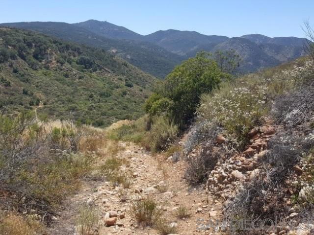 8209 Mesa, Santee CA: https://media.crmls.org/mediaz/a37d466a-75d3-4910-9c7d-321f97a78ac6.jpg