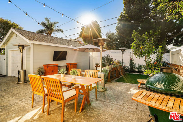 3613 Oak Avenue, Manhattan Beach, California 90266, 3 Bedrooms Bedrooms, ,2 BathroomsBathrooms,Single Family Residence,For Sale,Oak,24458139