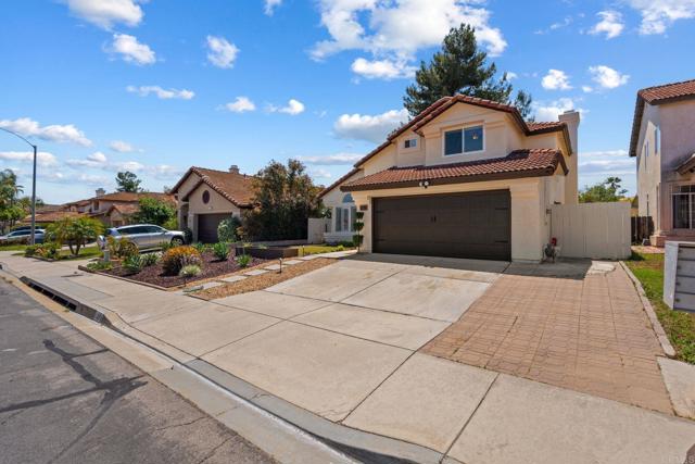 Detail Gallery Image 5 of 43 For 1378 Corte Lira, San Marcos,  CA 92069 - 4 Beds | 3 Baths