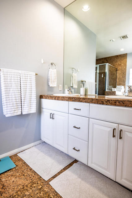 74110 Academy Lane E, Palm Desert, CA 92211