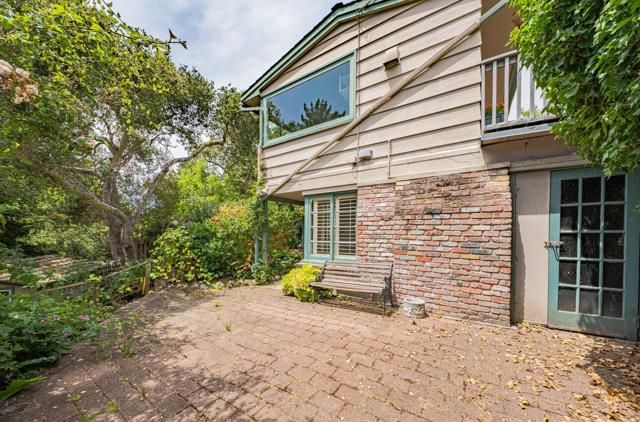 0 8th Ave & Forest Rd, Carmel CA: https://media.crmls.org/mediaz/a37e39c7-be4e-4362-b601-4f23a22efead.jpg