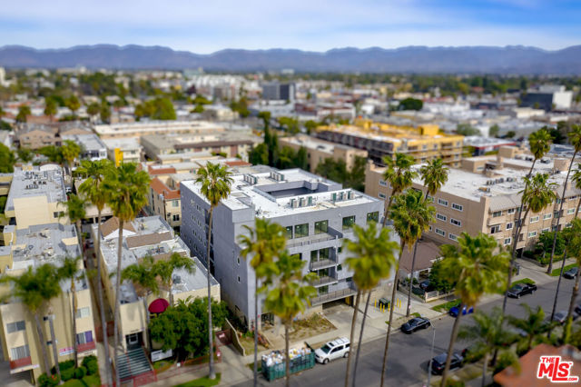 14629 Erwin Street, Van Nuys CA: https://media.crmls.org/mediaz/a37e4511-bb84-4e7c-b78a-8b34c3b65ea1.jpg