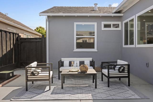 652 Myrtle Avenue, South San Francisco CA: https://media.crmls.org/mediaz/a37f4424-0dff-44f2-a885-5b0a49bb3808.jpg