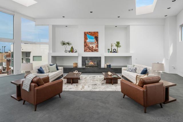 Image 8 of 50 For 25 Green Turtle Rd