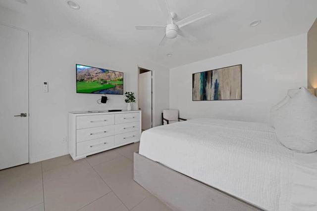 78190 Calle Cadiz, La Quinta CA: https://media.crmls.org/mediaz/a37fca89-6617-4cd2-979d-4bf72f7fc45d.jpg