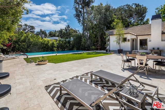 Drew Fenton | 210 S Westgate Avenue Los Angeles CA | MLS: 7532766