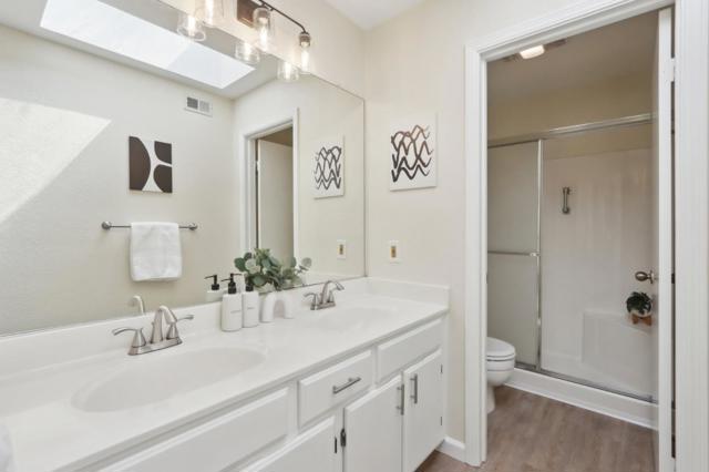 145 Albacore Lane, Foster City CA: https://media.crmls.org/mediaz/a38180df-89bb-43a7-b08e-695539fb816a.jpg
