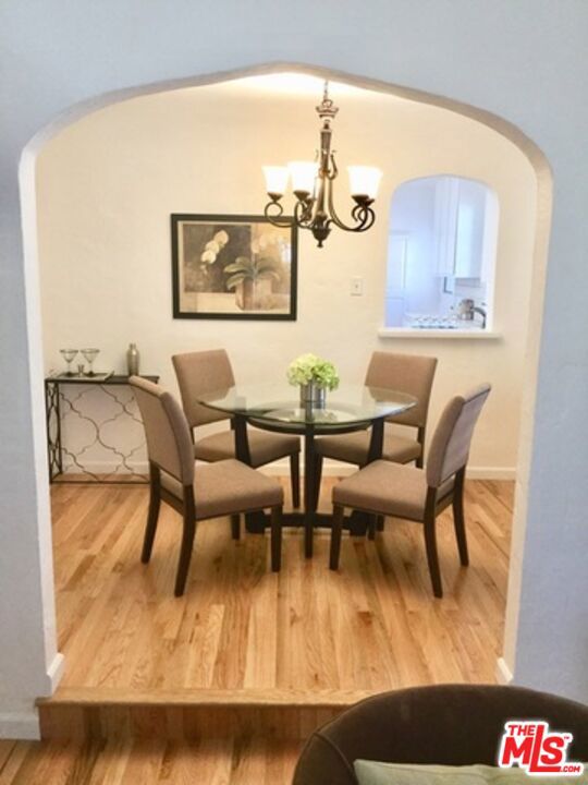 11916 Hartsook Street, Valley Village CA: https://media.crmls.org/mediaz/a38287b2-49be-49e9-b8ad-fed7f1556d25.jpg
