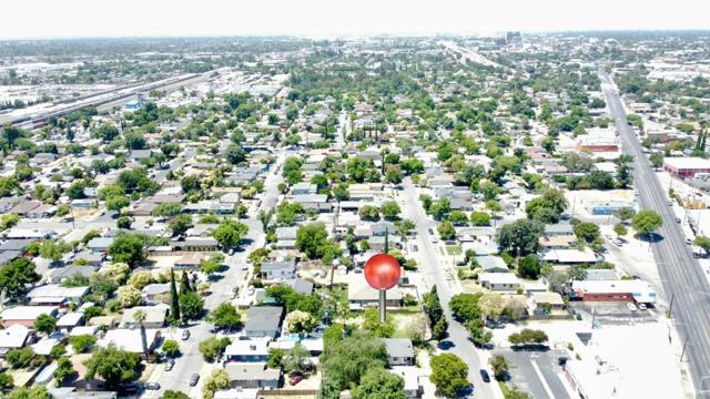 2342 Alma Street, Stockton CA: https://media.crmls.org/mediaz/a382a568-1156-4eaf-b4c5-833b26548d89.jpg