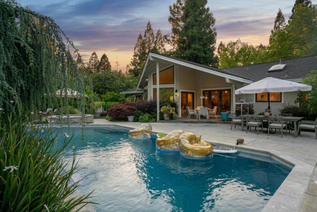 2360 Holly Oak Drive, Danville CA: https://media.crmls.org/mediaz/a382c58e-e4ff-46e1-998c-81eabba82e4d.jpg