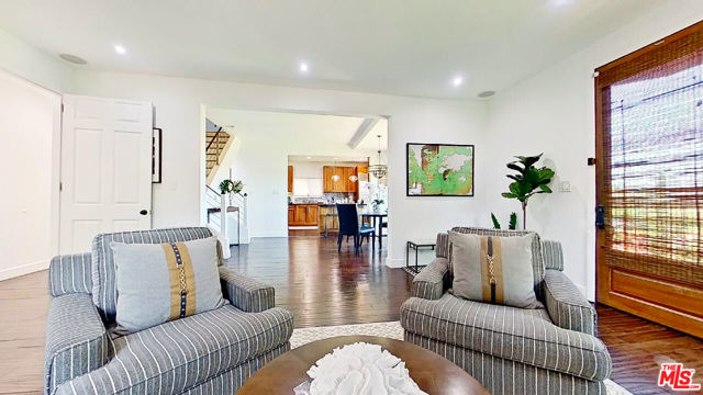 11264 Sunshine Terrace photo 7