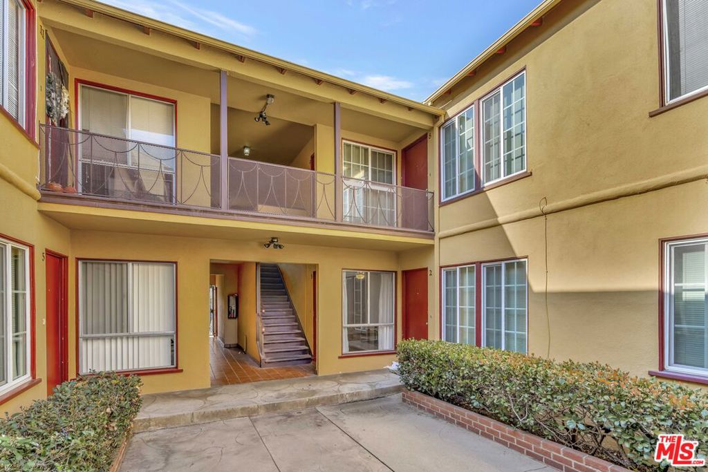 3559 Sawtelle Boulevard #3