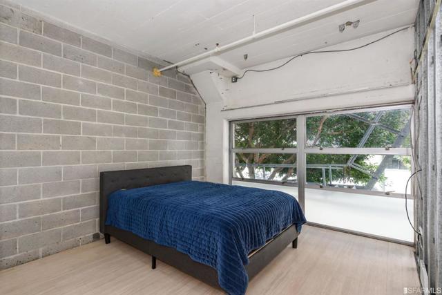 245 5th Street, San Francisco CA: https://media.crmls.org/mediaz/a3839195-a5d2-462a-bd1c-5065ef224367.jpg