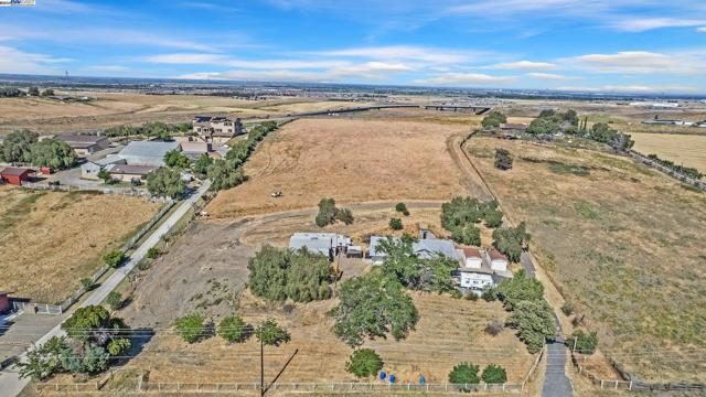 Image 49 of 57 For 16881 Midway Rd