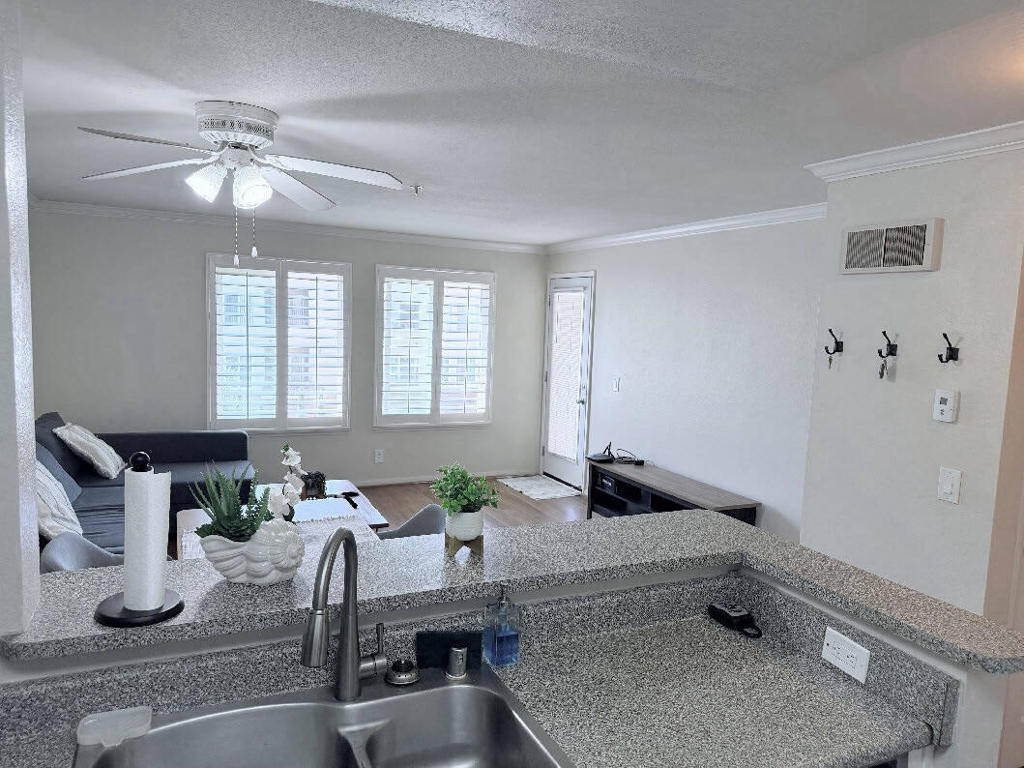 8889 Caminito Plaza Centro - photo 3