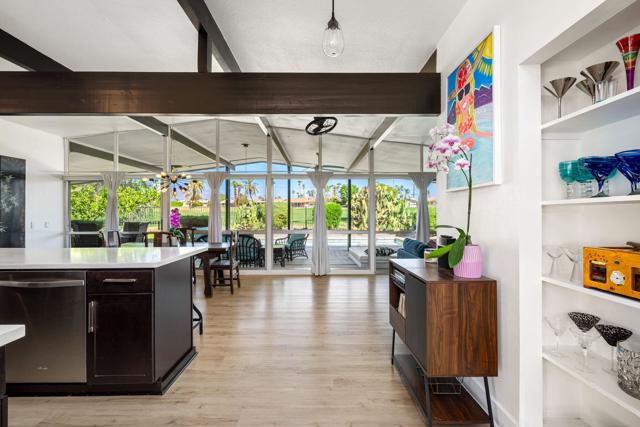 43709 Louisiana Street, Palm Desert CA: https://media.crmls.org/mediaz/a384a7e8-4435-4561-8cf2-4bd32d66bedf.jpg