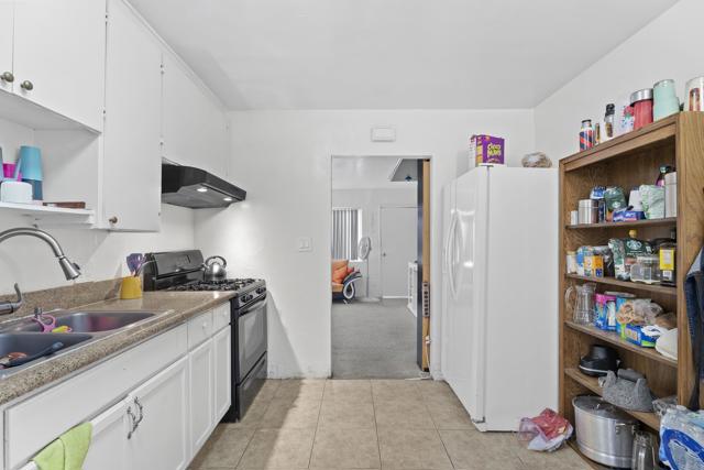 Detail Gallery Image 9 of 28 For 447 Grand Ave, Spring Valley,  CA 91977 - – Beds | – Baths