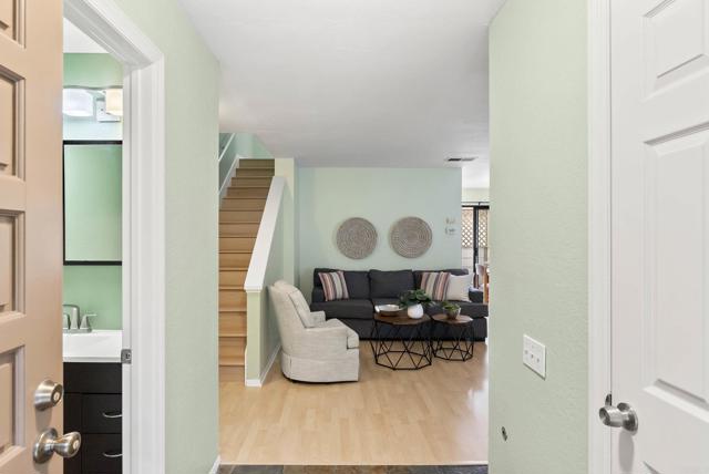 4535 Chateau Drive, San Diego CA: https://media.crmls.org/mediaz/a384cfb1-941a-48d3-a80d-bbdfb161a3cd.jpg