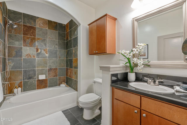 Detail Gallery Image 9 of 50 For 840 E Green St #217,  Pasadena,  CA 91101 - 2 Beds | 2 Baths
