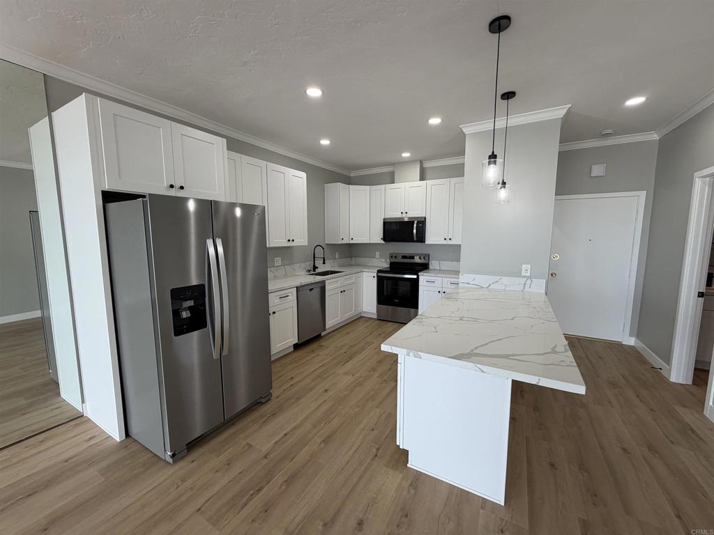2410 Albatross Street #12