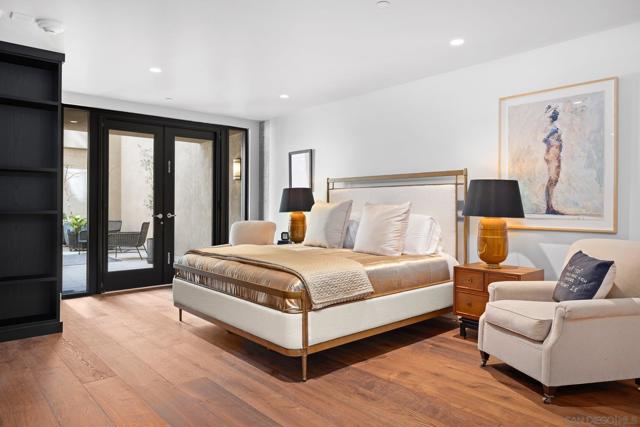 2500 6th Ave, San Diego CA: https://media.crmls.org/mediaz/a3861164-5af3-4fe0-93c9-42dd0c463018.jpg