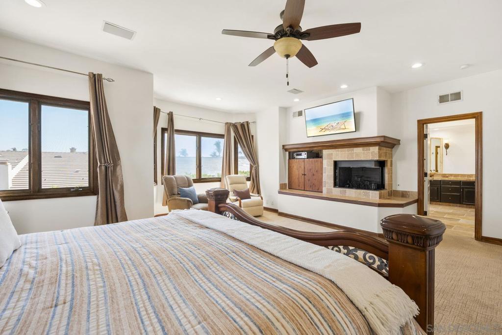 MLS #250041241SD image #31