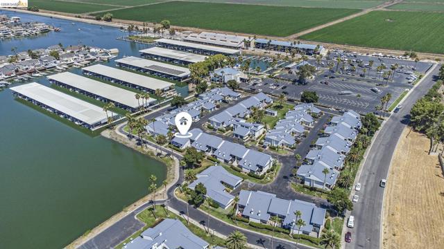 1550 Trawler St, Discovery Bay CA: https://media.crmls.org/mediaz/a388b194-9da0-4431-9d0a-8438d02c0104.jpg