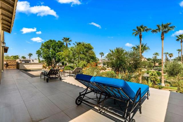 57870 Stone Creek W Trail, La Quinta CA: https://media.crmls.org/mediaz/a388f731-ca5b-4382-8ee6-70f814733a6a.jpg