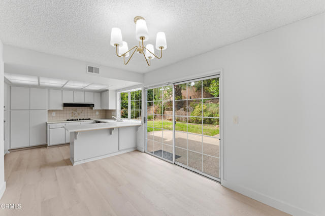 Detail Gallery Image 23 of 48 For 6397 Loma Vista Rd, Ventura,  CA 93003 - 4 Beds | 2/1 Baths