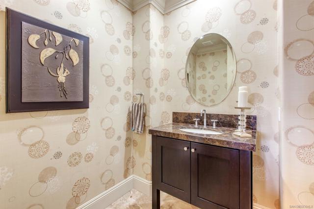 671 Via Maggiore, Chula Vista CA: https://media.crmls.org/mediaz/a38bab6b-9882-47f8-b11c-54b4b922845d.jpg