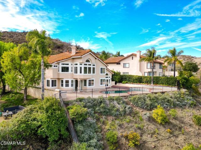 32715 Pacifica Court, Westlake Village CA: https://media.crmls.org/mediaz/a38c15d5-728c-4704-a06e-d16719d7fed1.jpg