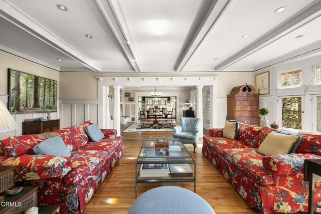 412 Oaklawn Avenue, South Pasadena CA: https://media.crmls.org/mediaz/a38d5183-5998-4cdf-9e76-0f78998abe44.jpg