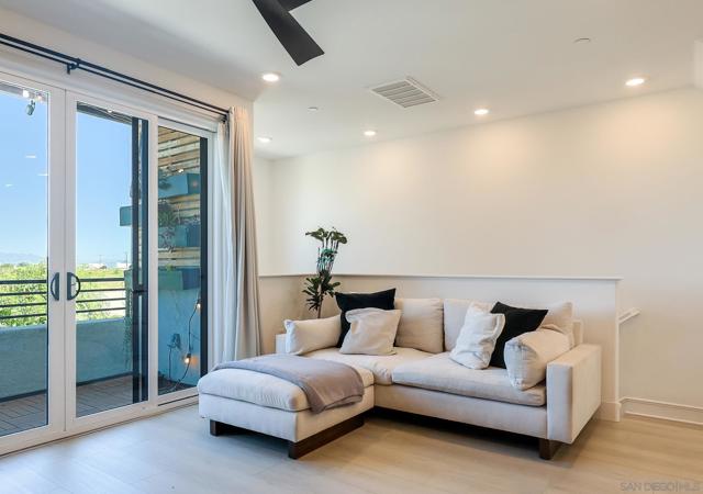 6861 Secano St, San Diego CA: https://media.crmls.org/mediaz/a38e0013-b482-4999-aaba-9c4676965e7f.jpg